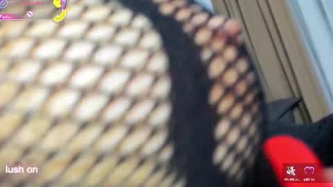 Snapshot of mira_fantasy chatting on 10.08.25 mira_fantasy online show from 10.08.25