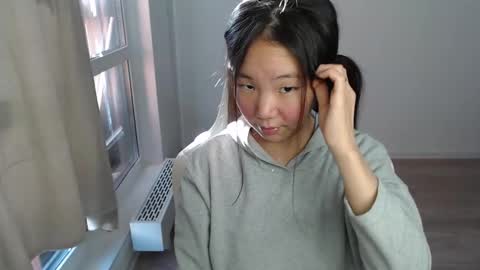 mira_g online show from 02.21.25