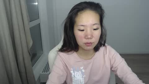 mira_g online show from 03.10.25