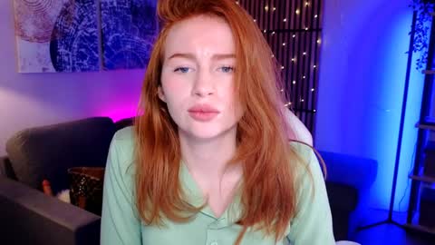 Snapshot of mira_glace chatting on 01.25.25 Mira3 online show from 01.25.25