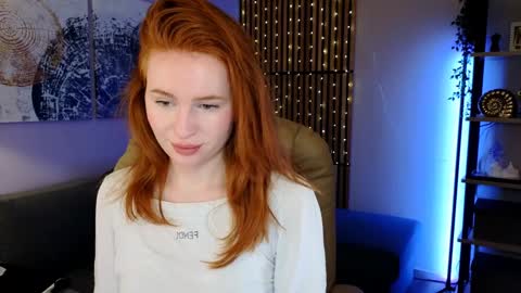 Snapshot of mira_glace chatting on 02.03.25 Mira3 online show from 02.03.25