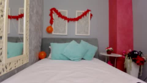 Mira online show from 11.12.25