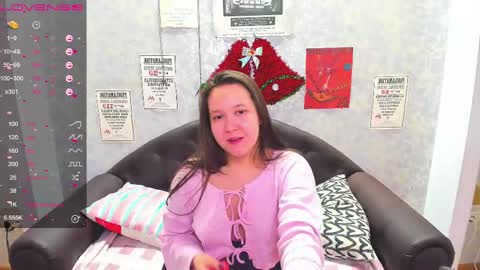 Snapshot of mira_karter chatting on 12.23.24 Mira online show from 12.23.24