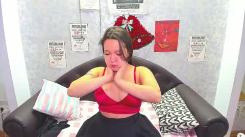 Snapshot of mira_karter chatting on 12.25.24 Mira online show from 12.25.24