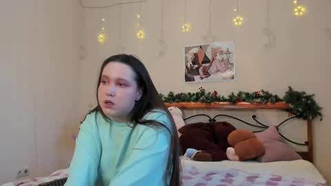 Snapshot of mira_karter chatting on 01.14.25 Mira online show from 01.14.25