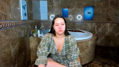 Snapshot of mira_karter chatting on 01.29.25 Mira online show from 01.29.25