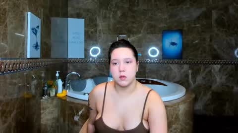 Snapshot of mira_karter chatting on 03.02.25 Mira online show from 03.02.25