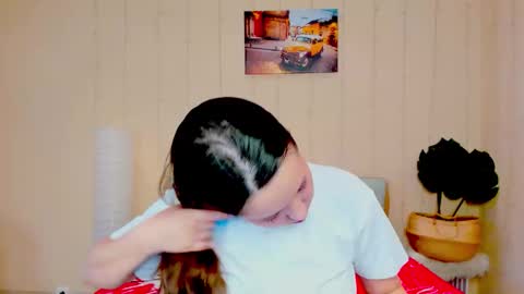 Snapshot of mira_karter chatting on 10.16.25 Mira online show from 10.16.25