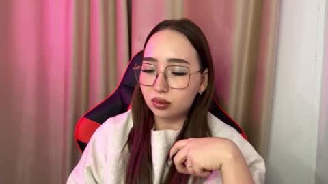 mira_light_ online show from 11.06.25