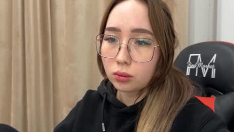 mira_light_ online show from 11.11.25