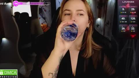 Snapshot of mira_mermayd chatting on 11.06.25 Mira online show from 11.06.25