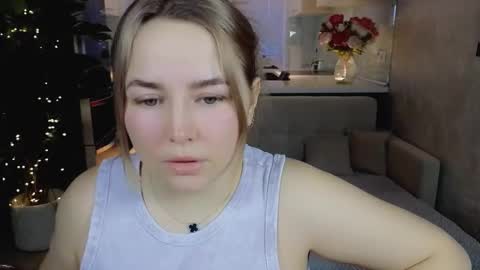 Snapshot of mira_mermayd chatting on 02.25.26 Mira online show from 02.25.26