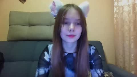 Snapshot of mira_princess chatting on 04.25.26 MIRAcle online show from 04.25.26