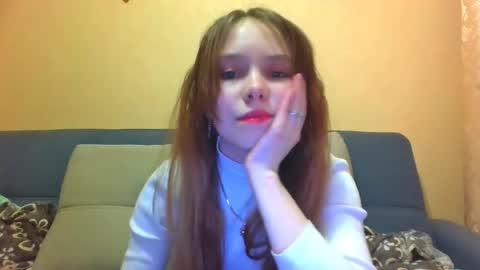 Snapshot of mira_princess chatting on 05.05.26 MIRAcle online show from 05.05.26