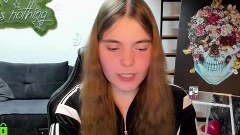 Snapshot of miraa_bloom chatting on 03.18.26 miraa_bloom online show from 03.18.26