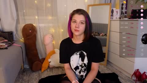 Snapshot of mirafalls chatting on 12.12.24 Mira online show from 12.12.24