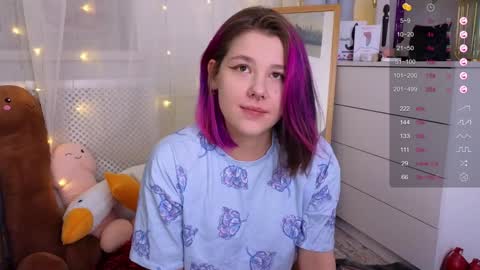 Snapshot of mirafalls chatting on 01.07.25 Mira online show from 01.07.25