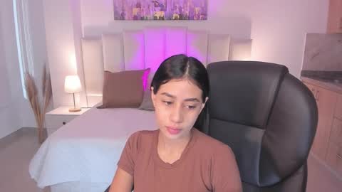 miranda_crawfor online show from 12.02.25