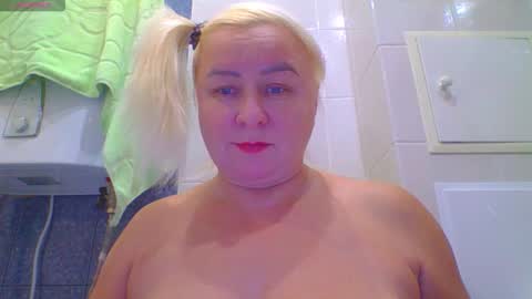 Snapshot of miranda_robinson chatting on 10.14.25 Miranda online show from 10.14.25