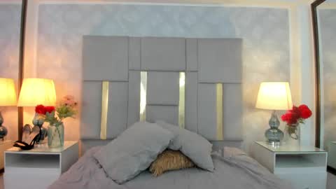 Mirandas room online show from 03.04.25