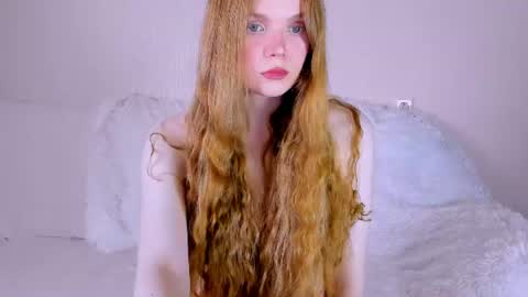 Snapshot of mirey_sky chatting on 06.20.26 Mirey online show from 06.20.26