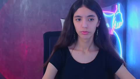 Snapshot of miri_miss chatting on 12.14.24 Miri online show from 12.14.24