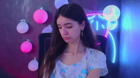 Snapshot of miri_miss chatting on 02.19.25 Miri online show from 02.19.25