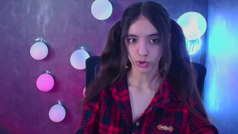 Snapshot of miri_miss chatting on 03.01.25 Miri online show from 03.01.25