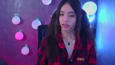 Snapshot of miri_miss chatting on 03.08.25 Miri online show from 03.08.25