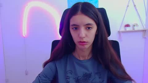 Snapshot of miri_miss chatting on 04.16.26 Miri online show from 04.16.26
