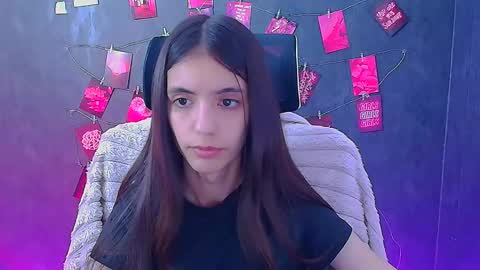 Snapshot of miri_miss chatting on 05.20.26 Miri online show from 05.20.26