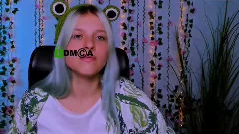 Snapshot of miriam_crazy chatting on 10.02.25 miriam_crazy online show from 10.02.25