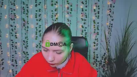 Snapshot of miriam_crazy chatting on 10.04.25 miriam_crazy online show from 10.04.25