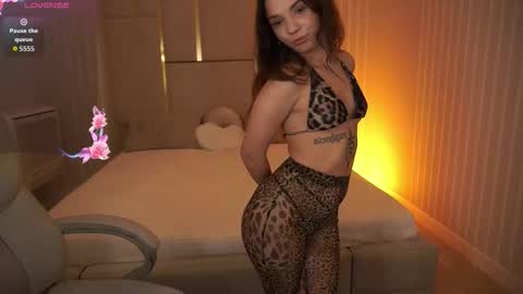 Snapshot of miriellenymph chatting on 10.01.25 Mira online show from 10.01.25