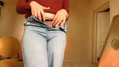 Snapshot of miriiamerotic chatting on 11.10.25 Miriam online show from 11.10.25