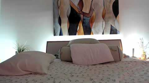 Snapshot of mis_eva chatting on 03.01.25 Eva online show from 03.01.25