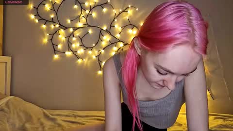 MisaMew online show from 01.18.26