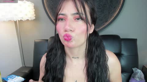 Charlotte online show from 01.08.25