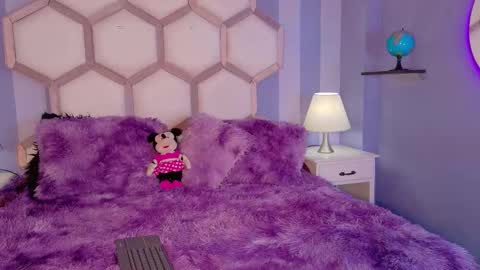 miss__jones_ online show from 03.30.26