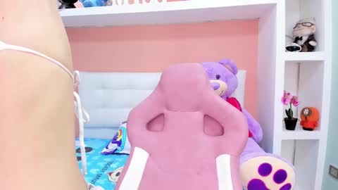 Lunna online show from 09.18.25