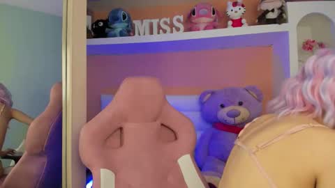 Lunna online show from 10.22.25