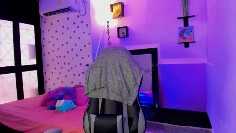 Akemi 3 online show from 09.14.25