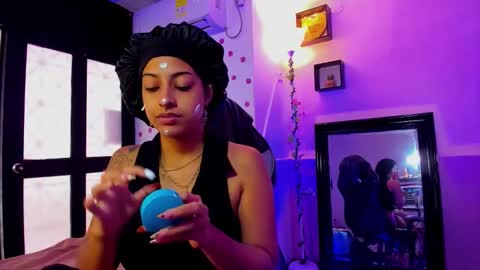 Akemi 3 online show from 10.15.25