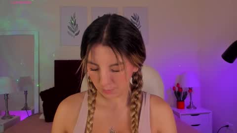 Amanda Reyes online show from 02.11.26