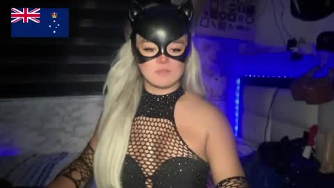 Call me  Miss Antonette  online show from 06.06.26