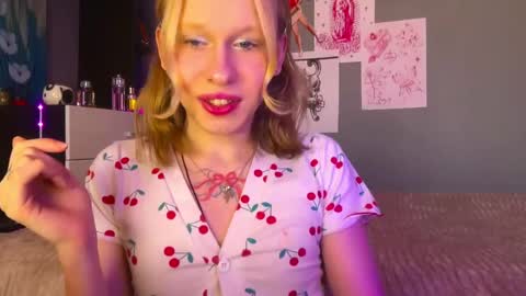 Anya online show from 04.12.26