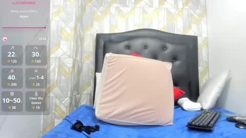 miss_big_tits19 online show from 03.06.25