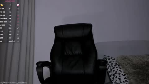 Ivy online show from 02.13.25