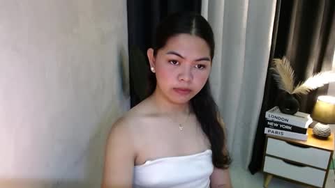 Snapshot of miss_briella chatting on 11.03.25 Briella online show from 11.03.25