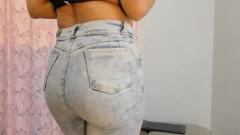 miss_charlotte_ls online show from 09.26.25